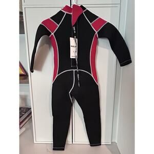 Hisea‎ Kids Scuba Donkey Neoprene Wetsuit Size 12, Black W/Red Trim